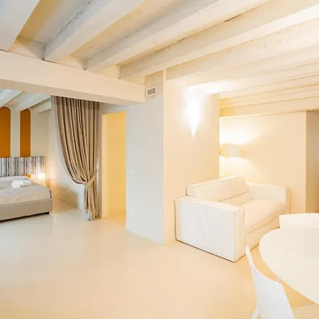 Relais La Torre Гостевой дом