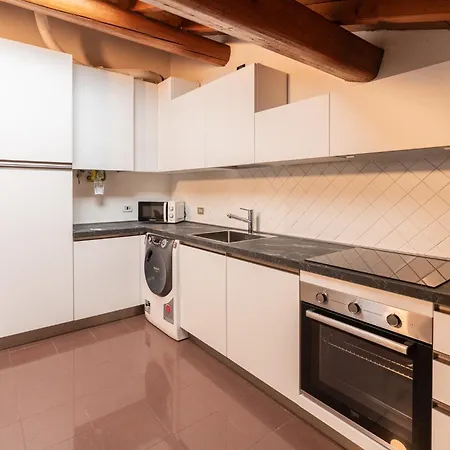 Relais La Torre Gæstehus Verona